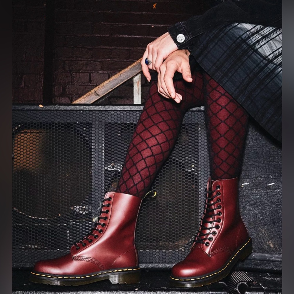DR. MARTEN’S 1490 CHERRY RED LEATHER MID CALF 10 HOLE BOOTS 7 GRUNGE